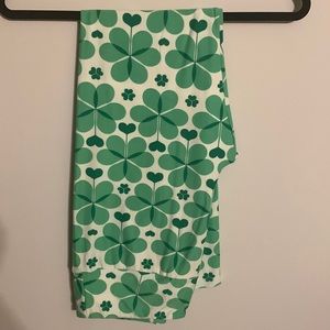 Lularoe St Patrick’s day leggings